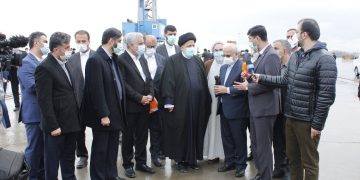 تسریع در اتصال خط ریل سراسری به مجتمع بندری کاسپین و انزلی