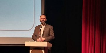 تشکیل کار گروهی برای بازگشایی سینماهای تعطیل گیلان