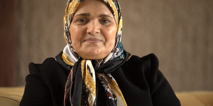 طوبی احمدی، بازرس هیات مدیره مجمع حامیان هلال احمر گیلان شد