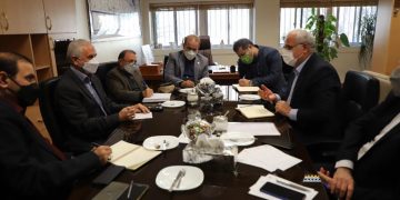 استفاده از ظرفیت های منطقه آزاد انزلی و سفارتخانه جهت گسترش مناسبات با اوراسیا و ترانزیت بین المللی