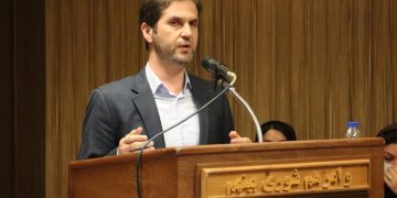 حل معضل مشاغل پرترافیک با الگوبرداری از شهرهای موفق/افزایش اتوبوسهای برقی به ناوگان حمل و نقل عمومی