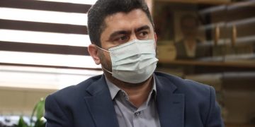 اجرای طرح “خانه تکانی شهری”/نصب المان های نوروزی