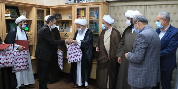 تجلیل سرپرست بهزیستی گیلان از مبلغان دینی اعزامی از حوزه علمیه قم
