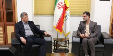 دیدار صمیمانه مدیرعامل شرکت توزیع برق گیلان با رئیس مجمع نمایندگان استان