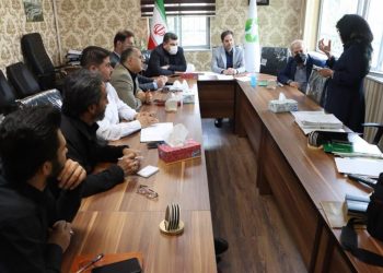 تبادل نظر با شخصیتهای ملی و استانی برای حل معضل سراوان