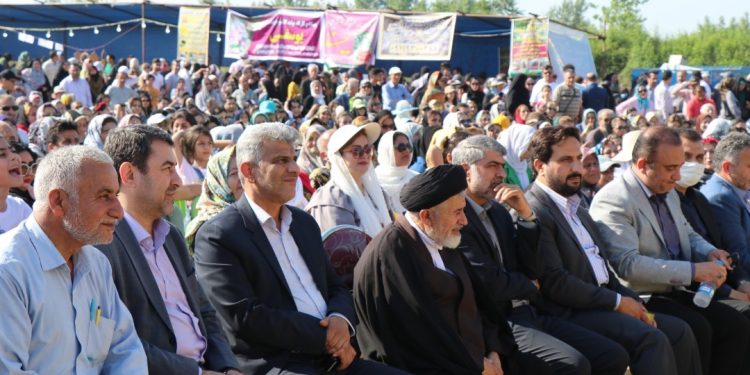 جشنواره گلابگیری گیلده شهرستان شفت برگزار شد