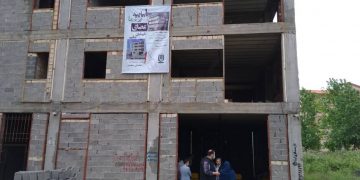 بازدید سرپرست بهزیستی گیلان از پروژه در حال ساخت عصای سفید