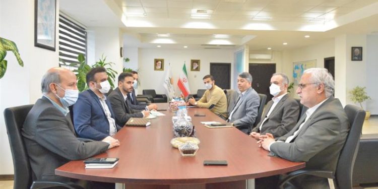 ارائه گزارش مشاور طرح جامع منطقه آزاد اینچه برون در نشست تخصصی با حضور مهندس اکبری مقدم