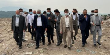 همه باید در کنار هم جهت حل معضل چند ده ساله پسماند به شهرداری کمک کنیم