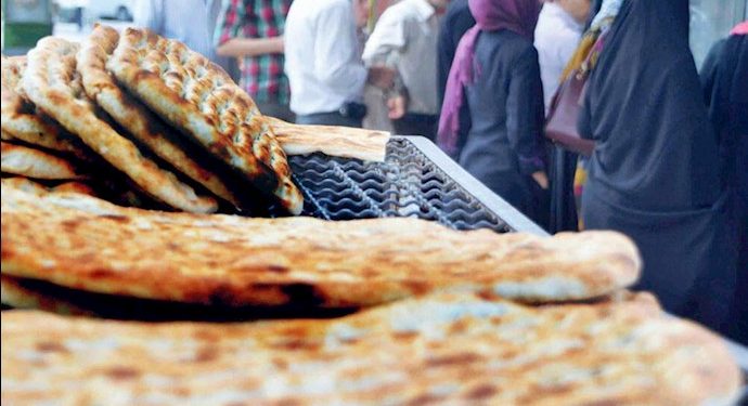 هشدار تند مدیر مسئول روزنامه جمهوری اسلامی درخصوص گرانی نان