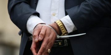 دستگیری یکی از مدیران شهرستان ماسال به اتهام جرایم مالی