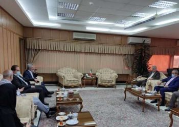 دیدار مسوولان سازمان برنامه و بودجه کشور با استاندار گیلان