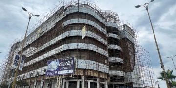 بازدید مدیرعامل سازمان منطقه آزاد انزلی از پروژه تجاری فرهنگی آرش مال