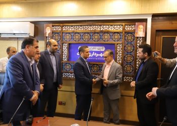 جلسه معارفه سرپرست شهرداری رشت برگزار شد / استیضاح شهردار رشت طبق روال قانونی انجام شد