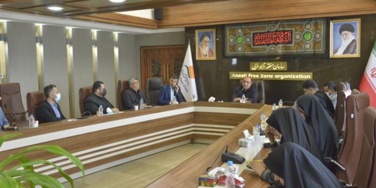 ایجاد پل ارتباطی میان حکومت و دولت با مردم، مهمترین کارکرد رسانه است