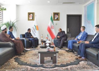 لزوم هم افزایی تمام دستگاههای دولتی و نمایندگان مجلس جهت بهرهبرداری از فرصت ها و مزیت های منطقه آزاد انزلی در عرصه های بین المللی