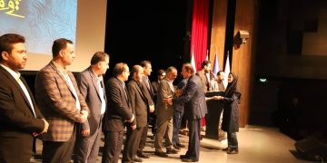 مراسم تجلیل از خبرنگاران توسط شورا و شهرداری رشت برگزار شد