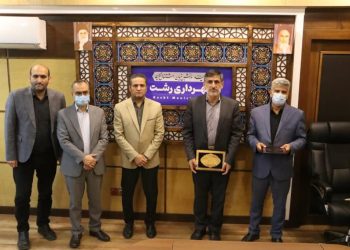 در شهر رشت حدود ۴۰۰ بنای تاریخی وجود دارد | مخالفت با پیاده راه فرهنگی به عنوان گذر خوراک