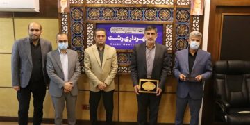 در شهر رشت حدود ۴۰۰ بنای تاریخی وجود دارد | مخالفت با پیاده راه فرهنگی به عنوان گذر خوراک