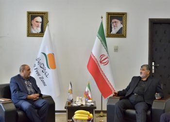 مجلس از توسعه منطقه آزاد انزلی و تسریع در تکمیل راه آهن رشت- بندر‌ کاسپین حمایت می‌کند