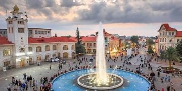 پیگیری عملیات مرمت عمارت بلدیه رشت