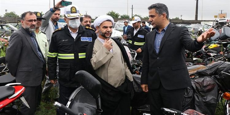 دستور تعیین تکلیف سریع خودروهای توقیف شده در پارکینگ های استان گیلان