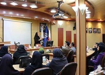 برگزاری همایش انگیزشی در بیمه سلامت گیلان