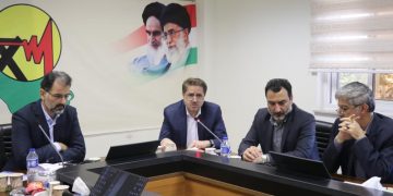 باید برای مهاجرین به گیلان و افزایش مشترکین برق چاره اندیشی کرد