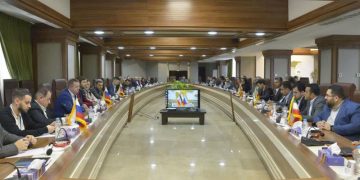 همکاری‌ها و تبادل کالایی بین ایران و روسیه افق روشنی دارد