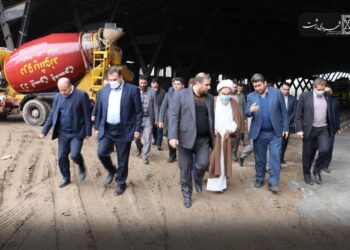 بازدید مسئولین مربوطه از روند ساماندهی دفنگاه زباله سراوان