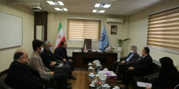 نشست مدیرکل درمان تأمین اجتماعی گیلان با سرپرست دانشگاه علوم پزشکی استان