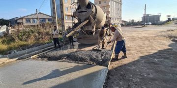 استفاده از بتن در کنار آسفالت، رویکردی متفاوت در روسازی معابر شهری بندرکیاشهر