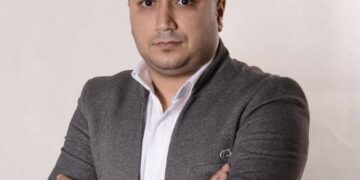 کاشت نهال در زمین سرطانی سراوان