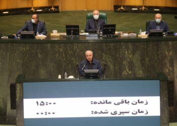 هشدار مهندس کوچکی نژاد به وزیر تعاون، کار و رفاه اجتماعی جهت جلوگیری از ورشکستگی شرکت بزرگ دخانیات ایران