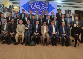 تجلیل از اعضای شورای ادوار گذشته رشت همزمان با روز شوراها