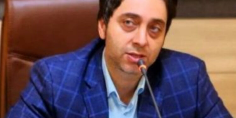 ادعای تخلیه زباله در قاضی محله بخش کلاچای کذب است/ علیه دهیار محل شکایت قضایی ثبت کرده ایم