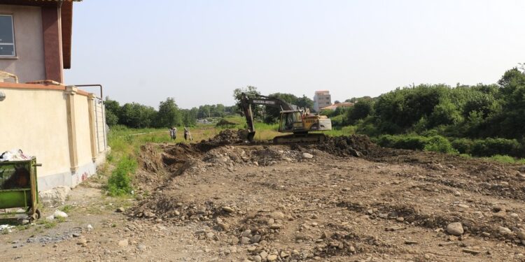 آغاز پروژه اتصال بلوار حکیم زاده به دیلمان لاهیجان