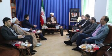 دیدار مدیرکل بنیاد مسکن انقلاب اسلامی استان با امام جمعه تالش