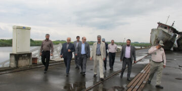 بازدید بازرس‌ کل استآن گیلان از طرح های سرمایه گذاری در بندر کیاشهر