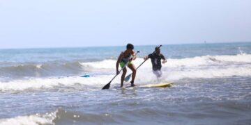 آغاز اولین دوره المپیاد ورزش های ساحلی و دریایی در منطقه آزاد انزلی