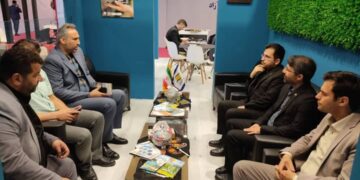 انعقاد تفاهم نامه همکاری سازمان منطقه آزاد انزلی و شرکت ایران خودرو خراسان