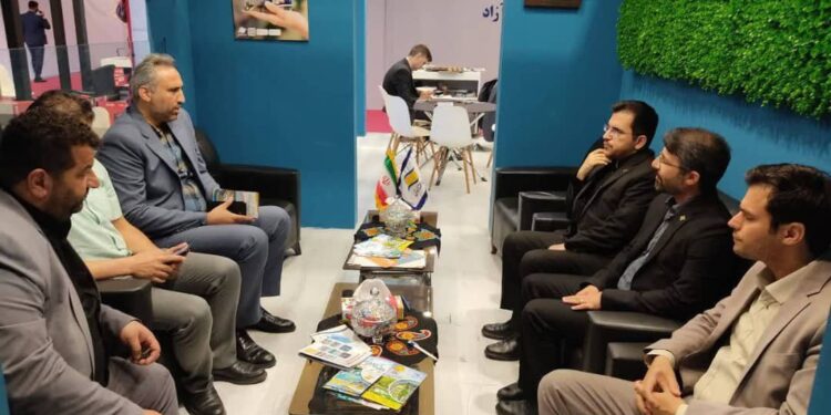 انعقاد تفاهم نامه همکاری سازمان منطقه آزاد انزلی و شرکت ایران خودرو خراسان