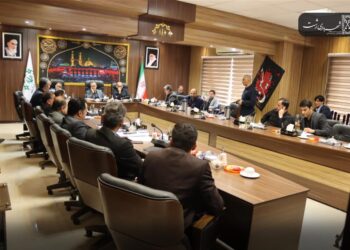 حضور شهردار رشت در نود و دومین جلسه صحن علنی شورای اسلامی با اولویت بررسی پروژه‌های بازگشایی، طرح‌های ترافیکی و تفکیک زباله از مبدأ