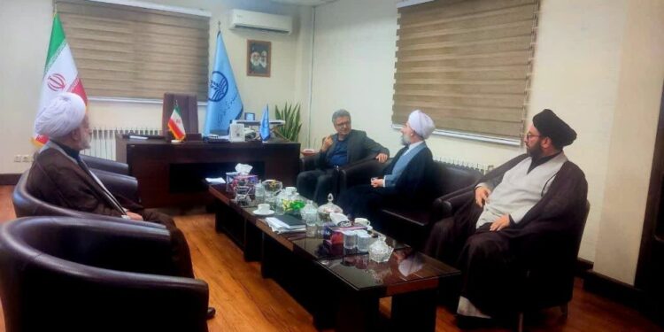 نشست مشترک مدیرکل سازمان تبلیغات اسلامی با رئیس دانشگاه علوم پزشکی گیلان