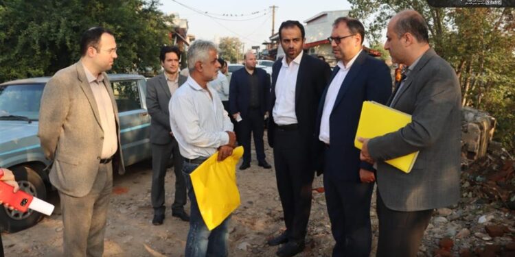 بازدید میدانی شهردار رشت از روند بازگشایی مسیر خیابان لب آب به رودبارتان