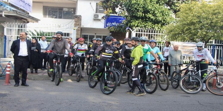 رکابزنی به یاد شهدای مدافع سلامت گیلان