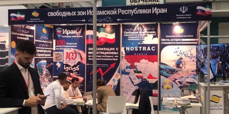 آغاز به کار نمایشگاه اینوست شو مسکو با حضور منطقه آزاد انزلی به نمایندگی از مناطق آزاد ایران