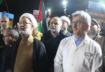 گزارش تصویری تجمع اعتراضی سپید پوشان مدافع سلامت گیلان در پی بمباران وحشیانه بیمارستانی در غزه