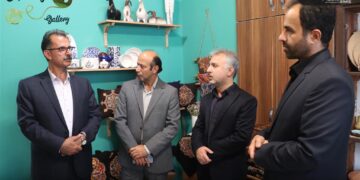 بازدید شهردار رشت و مدیرکل فنی و حرفه‌ای استان گیلان از خانه کارآفرینی و مهارت صنایع دستی و نهاد توسعه محل