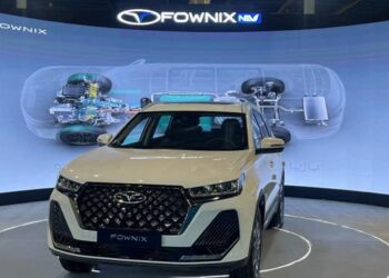 اولین خودروی هیبریدی توسط شرکت بنیان خودرو زرین وارد استان گیلان شد